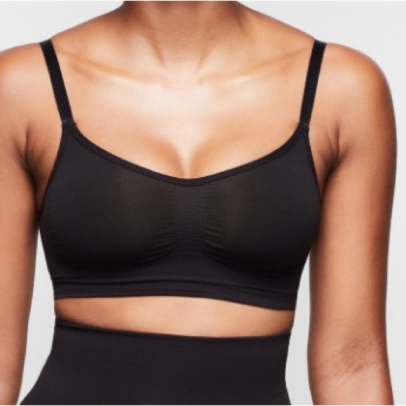 SKIMS Seamless Bralette, Size SMALL, ONYX - Picture 6 of 9